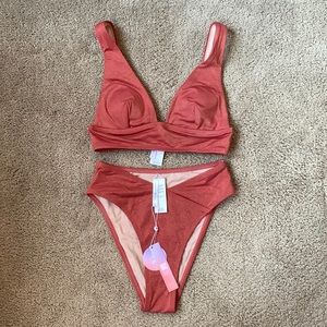 Brand new never worn Cupshe x JoJo Fletcher bikini! Size XS.